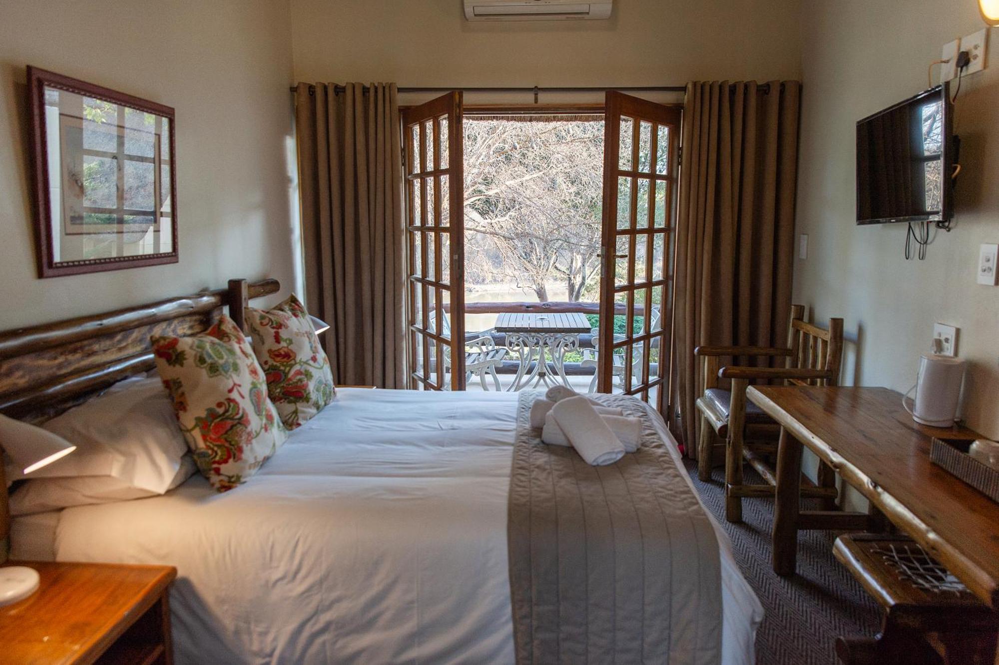Riverside Lodge & Conference Center 알리왈 노스 외부 사진